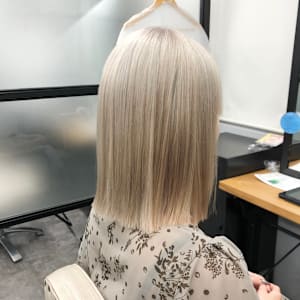 《N° blao 名古屋栄》ヘアケアが大事！ホワイトベージュ