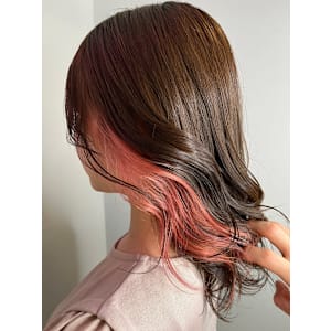 《N° blao 名古屋栄》ハイトーンピンクインナーカラー