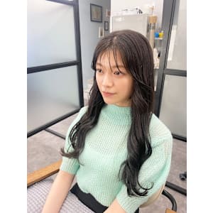 韓国風ゆる巻きダークグレージュシー