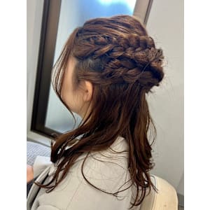 大人可愛いお呼ばれヘア編み込みハーフア