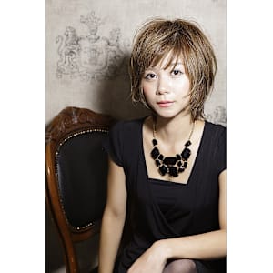 富岡佳子さん風ショート