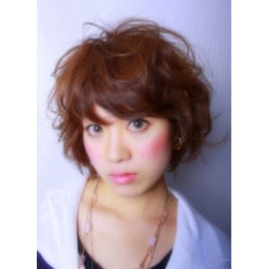 クロップドショートボブ