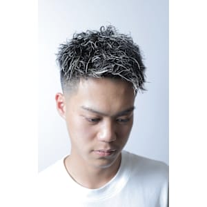 短髪パーマビジネス爽やかベリーショートスパンキー20代30代