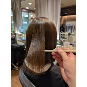 エアストレートでツヤツヤに