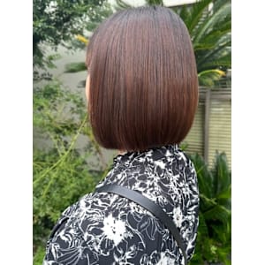 髪質改善　ショートボブ　ベージュカラー　30代　40代