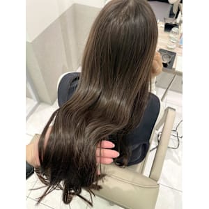 アッシュベージュ/シアーカラー