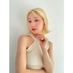 【BUZZbee】外ハネボブ×プラチナブロンド