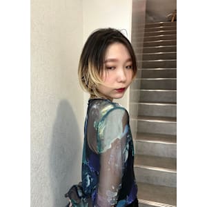 miu&伊藤夏海 顔まわりレイヤーとニュアンスカラー◎