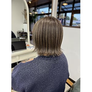 大人かわいい / ハイトーンベージュ - latte hair lemie【ラテ ヘア レミエ】掲載中