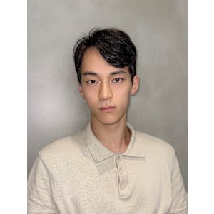 【吉田智哉】ビジネススタイル、ニュアンスパーマ、大人ショート