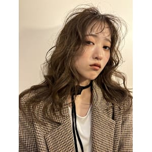 ミルクティーベージュ/ケアブリーチカラー/透明感ベージュ