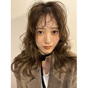 ミルクティーベージュ/ケアブリーチカラー/透明感ベージュ