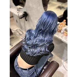 ペールブルー アイスブルー - GLADGE池袋/ダブルカラー/ブリーチ【グラッジイケブクロダブルカラーブリーチ】掲載中