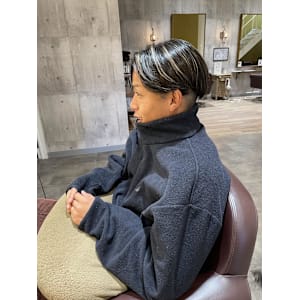 センターパートハイライト