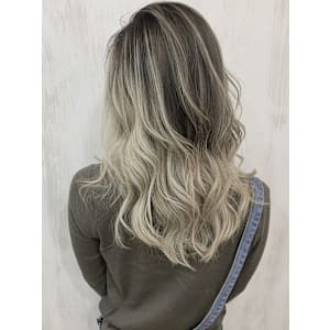 【SOURCE】ホワイティバレイヤージュ