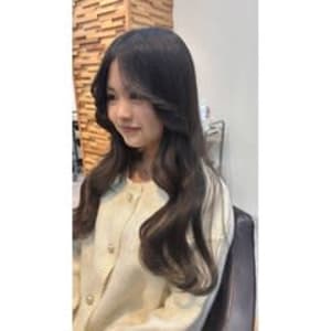韓国風ロングヘア！髪質改善カラー！［川越駅］