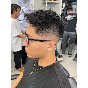 ミドルフェードアップバング