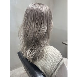 【SOURCE】ホワイトシルバー