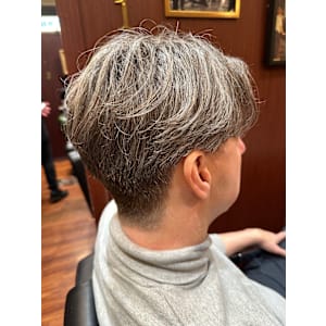 MEN'Sアッシュニュアンスパーマ韓国マッシュスペインカール - メンズ専門理容室 BroTokyo BARBERSHOP 銀座店【メンズセンモンリヨウシツブロートーキョーバーバーショップギンザテン】掲載中