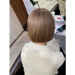 ミルクティーベージュ - GLADGE池袋/ダブルカラー/ブリーチ【グラッジイケブクロダブルカラーブリーチ】掲載中