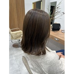 ナチュラルハイライトカラー