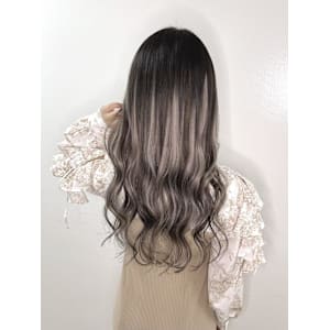 グレージュグラデーション