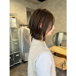 KUsU(クス)×ボブレイヤー×アッシュブラウン