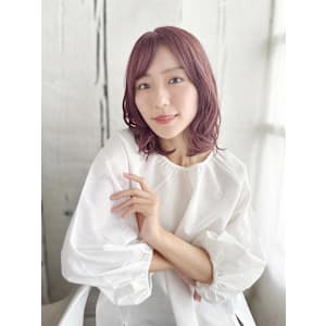 ツヤ感ピンクのアレンジカール