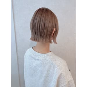 切りっぱなしボブ×シルクベージュ