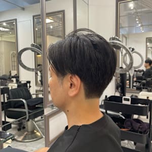 骨格修正カットで美シルエットに！