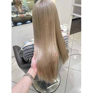 ハイトーンベージュ