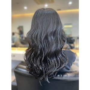 艶髪/ウェーブ巻き/髪質改善トリートメント