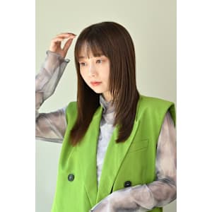 ストレートでも決まるレイヤーカット