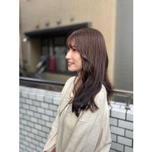 マロンベージュで柔らか