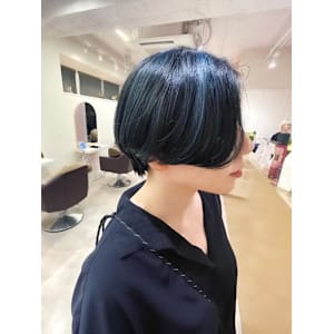 ハイライトカラー×ハンサムショート×白髪ぼかし30代40代