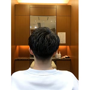 銀座　理容室　フェザーショート