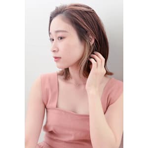 外ハネボブ×イヤリングカラー