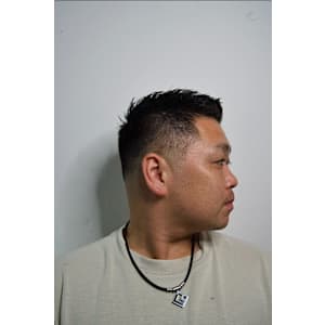 スキンフェードアップバング