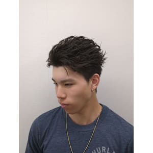 スパイキーショート