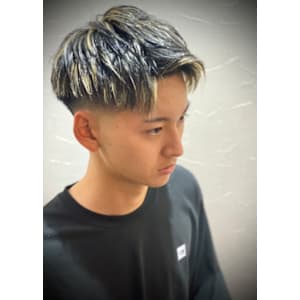 スキンフェード×メッシュカラー