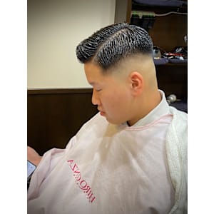 スキンフェード/床屋//バーバー/メンズ