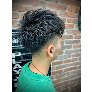 アップバングショート