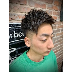 アップバングショート