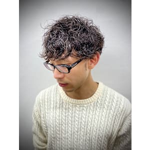 スパイラルパーマ//理容室/美容室/スキンフェード