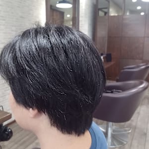 自然な毛流れマッシュ