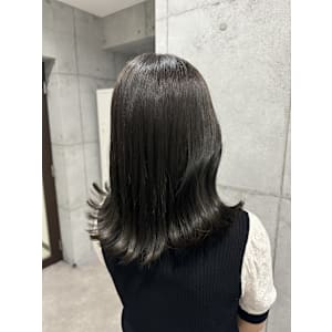 オリーブブラウン