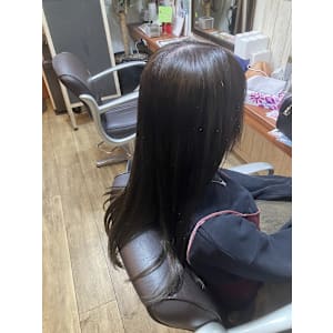 ロングストレートヘア