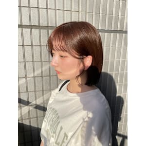 内巻きボブ/内に納まるボブ/切りっぱなしボブ/ベルボブ/横浜