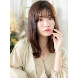 透明感ピンクブラウン外ハネロブくびれカール　韓国風巻き