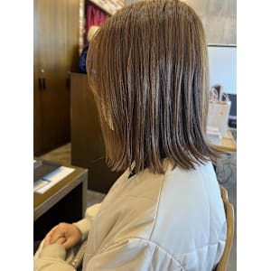 ハイトーン／外ハネボブ